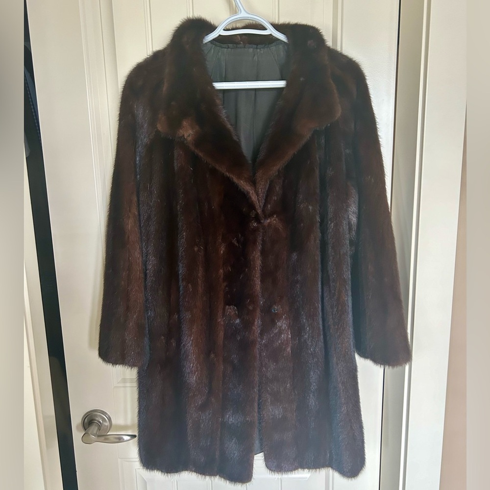 (SOLD) Vintage sable fur coat.